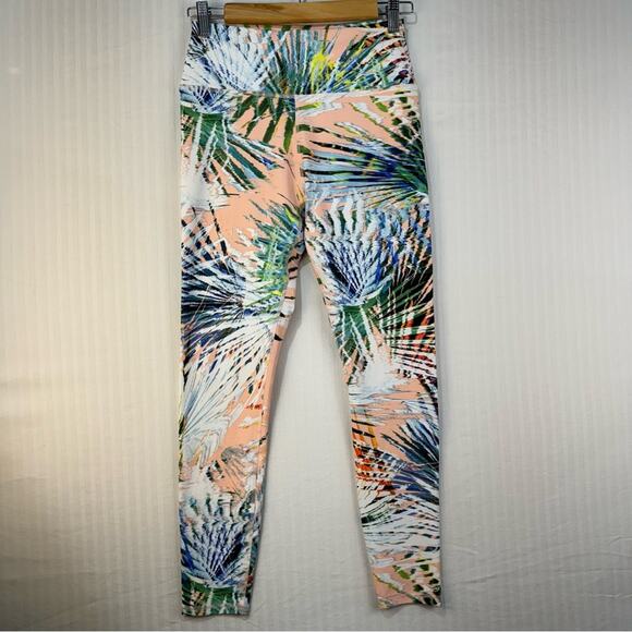 Fabletics Mid-Rise Tropical Palm Printed Powerlite Leggings Size Small Yoga Soft - Picture 1 of 7